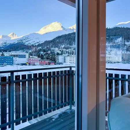 Apartment Swissme - 100qm - Balkon - 2 Baeder - Parkplatz - Fussbodenheizung