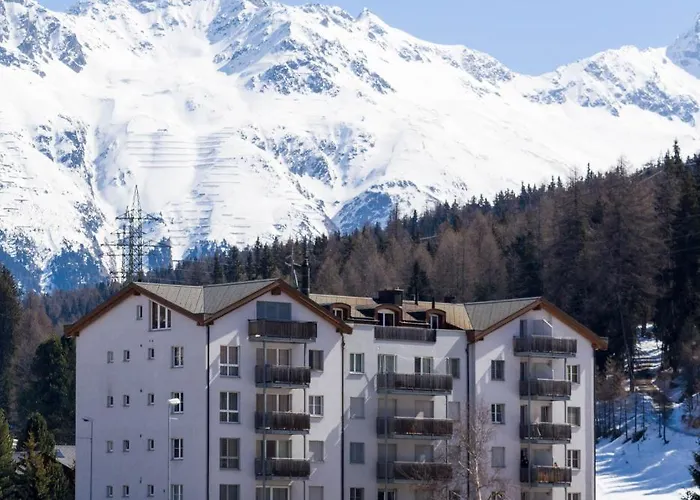 Swissme - 100qm - Balkon - 2 Baeder - Parkplatz - Fussbodenheizung Appartamento