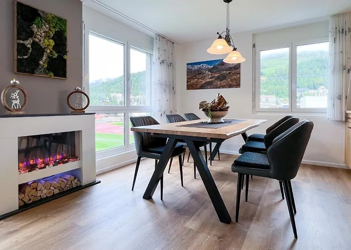 Swissme - 100qm - Balkon - 2 Baeder - Parkplatz - Fussbodenheizung Sankt Moritz