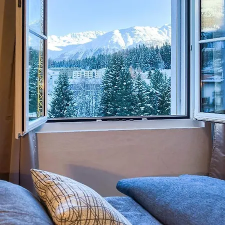Swissme - 100qm - Balkon - 2 Baeder - Parkplatz - Fussbodenheizung Apartment St. Moritz