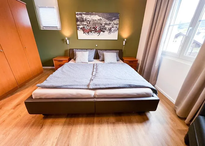 Swissme - 100qm - Balkon - 2 Baeder - Parkplatz - Fussbodenheizung *